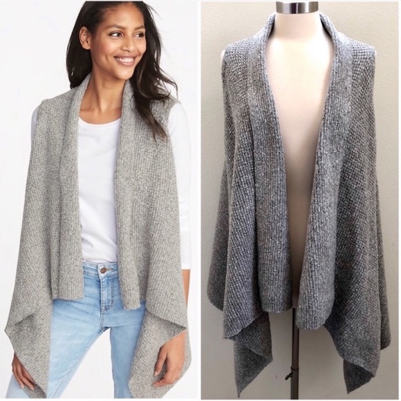 Old Navy Sweaters - Old Navy | Texture Knit Sweater Vest